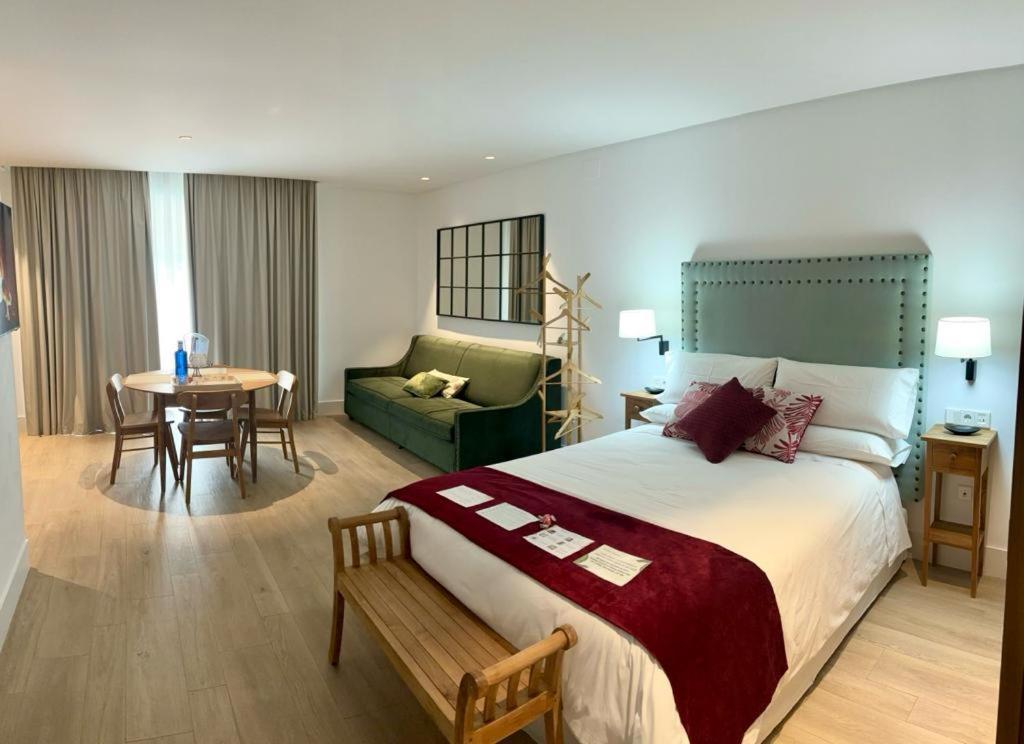 Apartamentos Turisticos La Plaza チピオナ エクステリア 写真