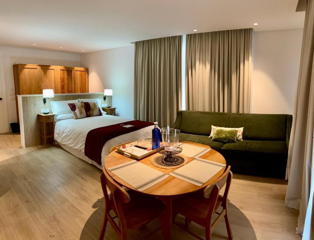 Apartamentos Turisticos La Plaza チピオナ エクステリア 写真