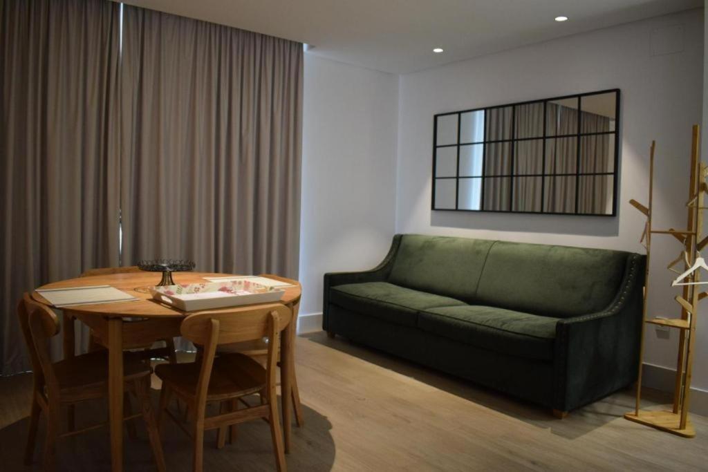 Apartamentos Turisticos La Plaza チピオナ エクステリア 写真