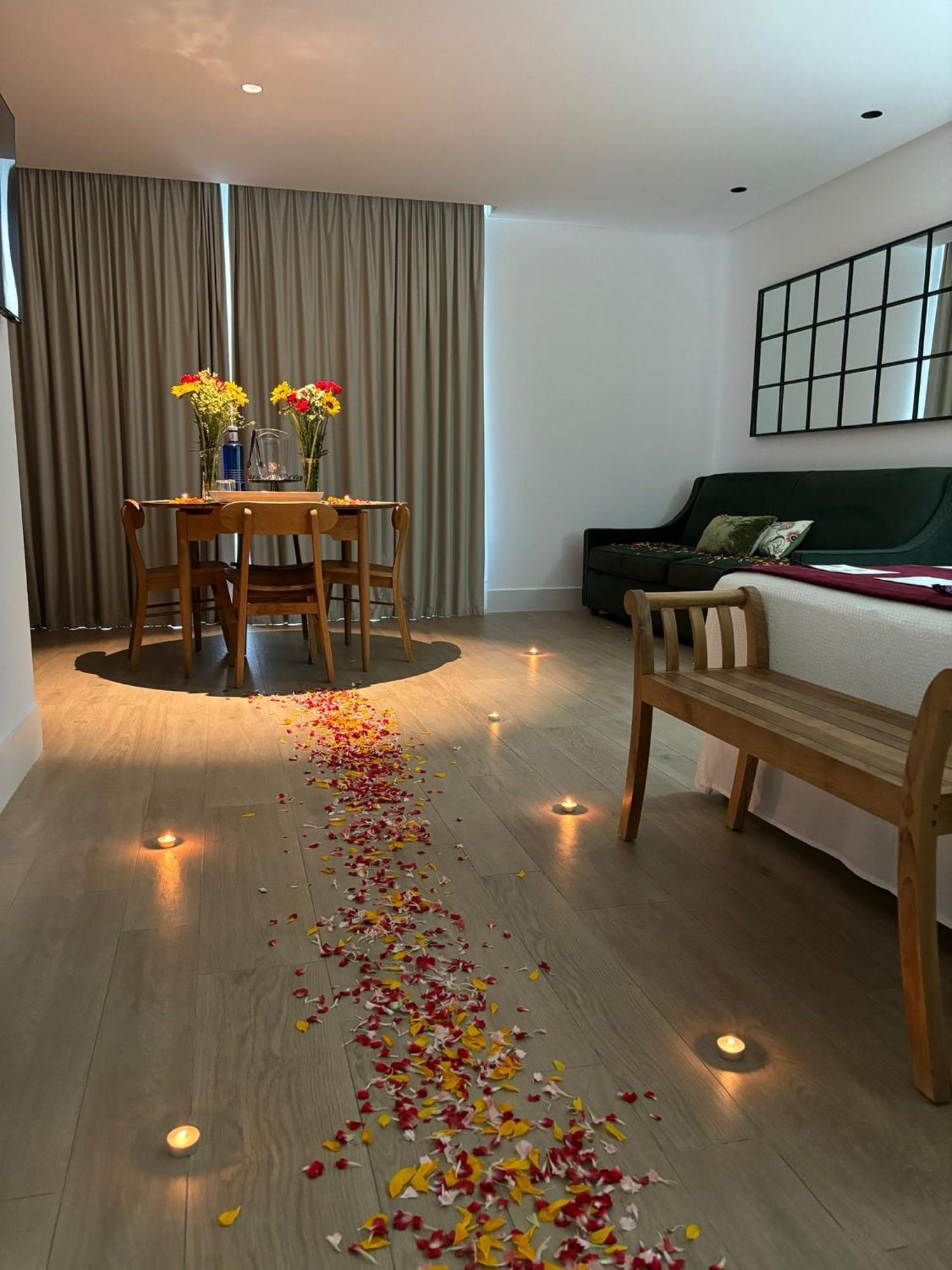 Apartamentos Turisticos La Plaza チピオナ エクステリア 写真