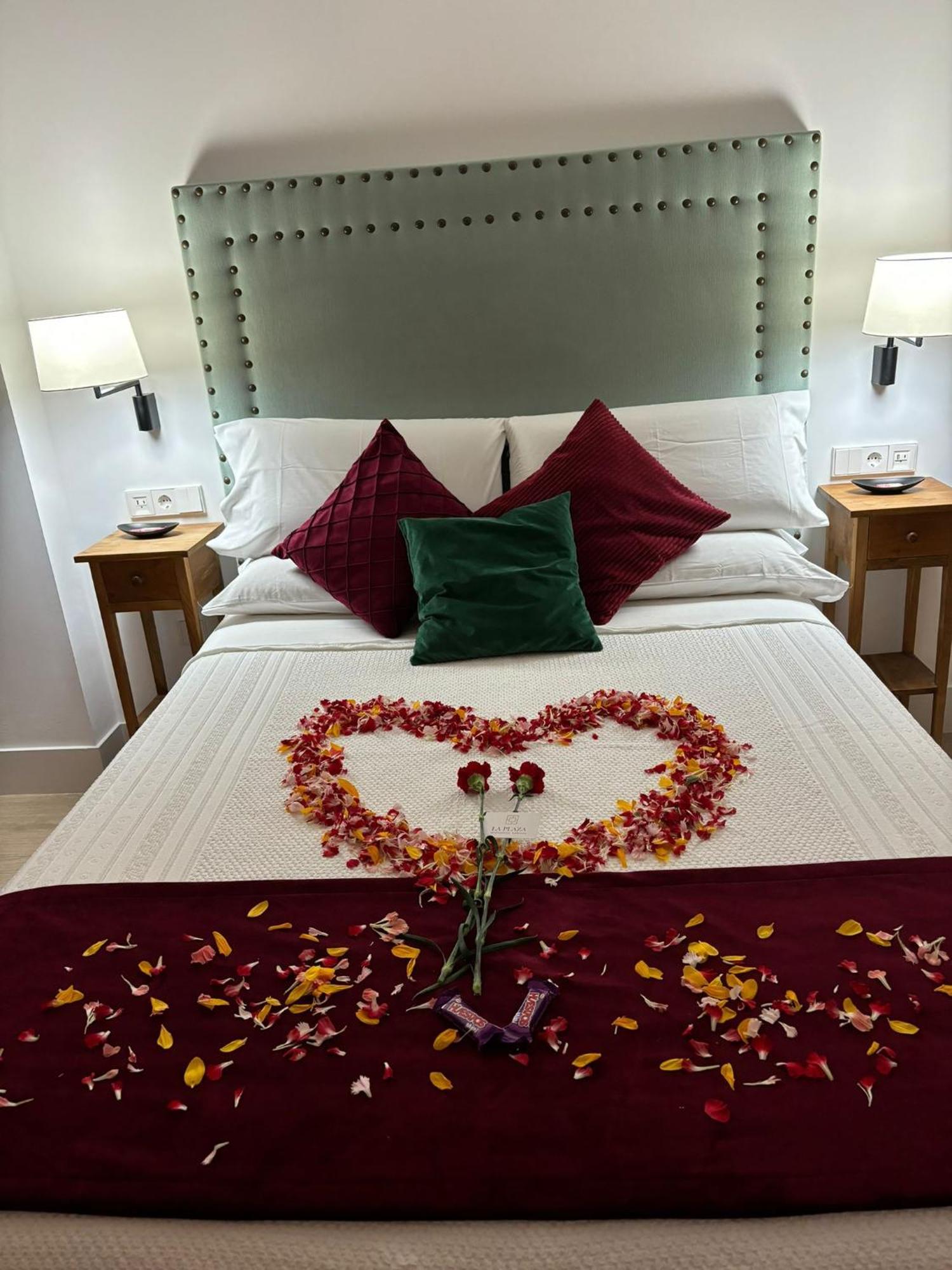 Apartamentos Turisticos La Plaza チピオナ エクステリア 写真