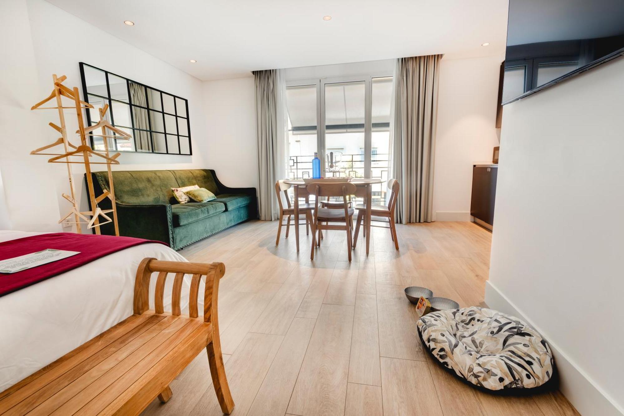 Apartamentos Turisticos La Plaza チピオナ エクステリア 写真